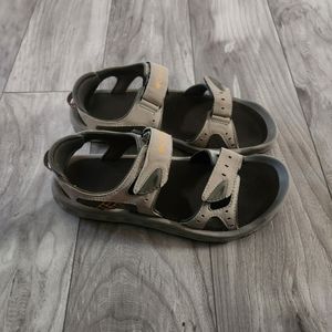 Columbia Sportswear Sandals size 8